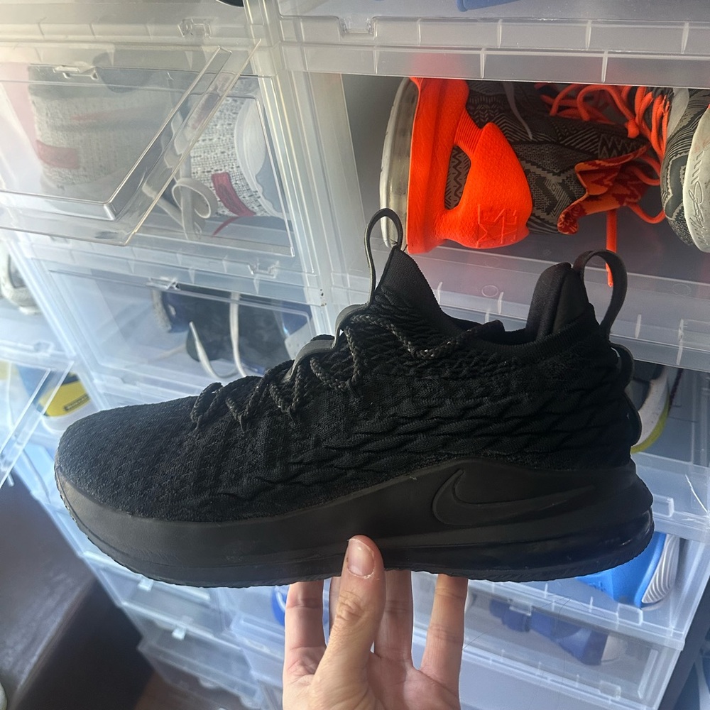 Nike Lebron 15 Low